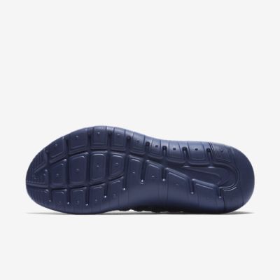 NIKE PAYAA
